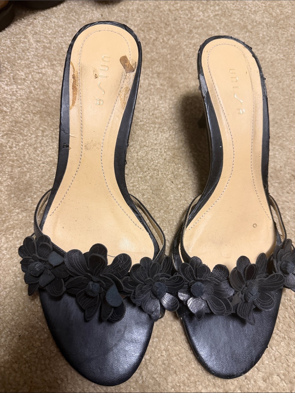 Unisa Black Floral Appliqué Slip-On Mules
